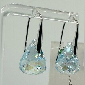 STUNNING 😍 Authentic Swarovski Lunar Drop Earrings, Blue, 5717560. BRAND NEW.